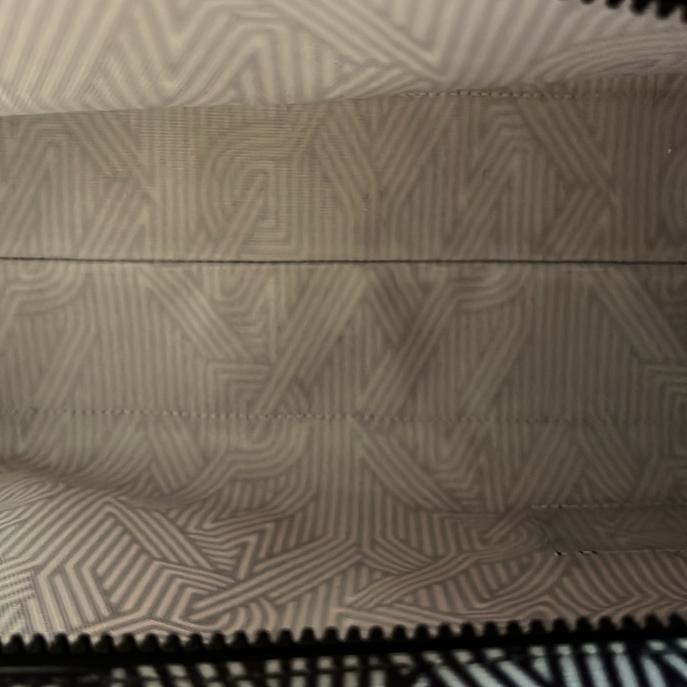 Dkny Monochrome Patterned Accessory No Call Outs … - image 3